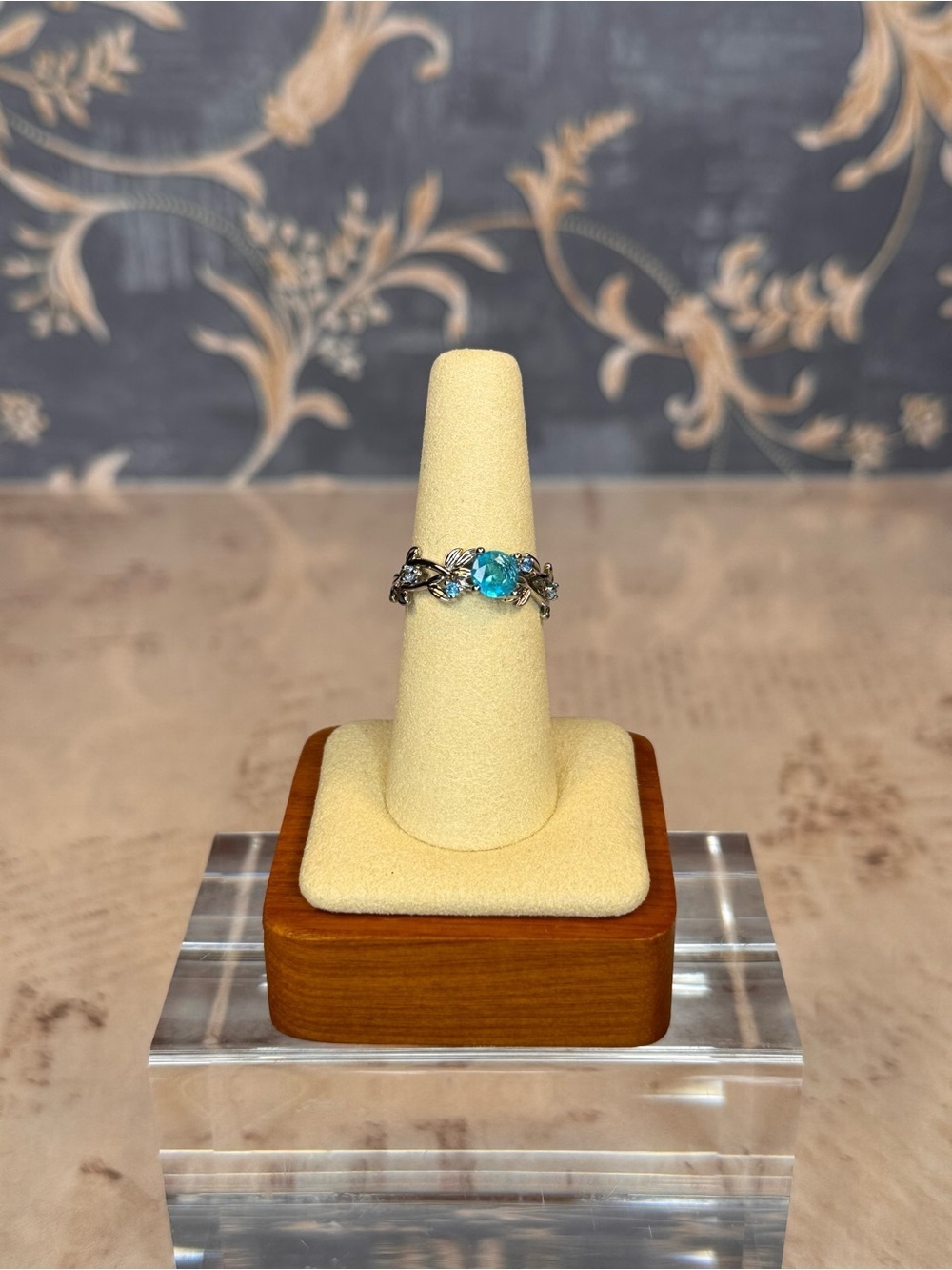 Sterling Silver 925 Blue Topaz CZ Vine Leaf Ring Size 7 Lot D33